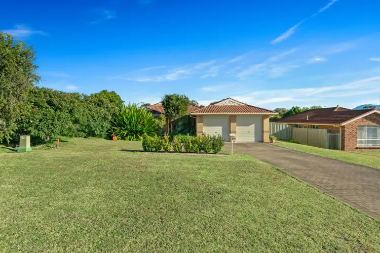 15 Illawarra Circuit, Worrigee NSW 2540