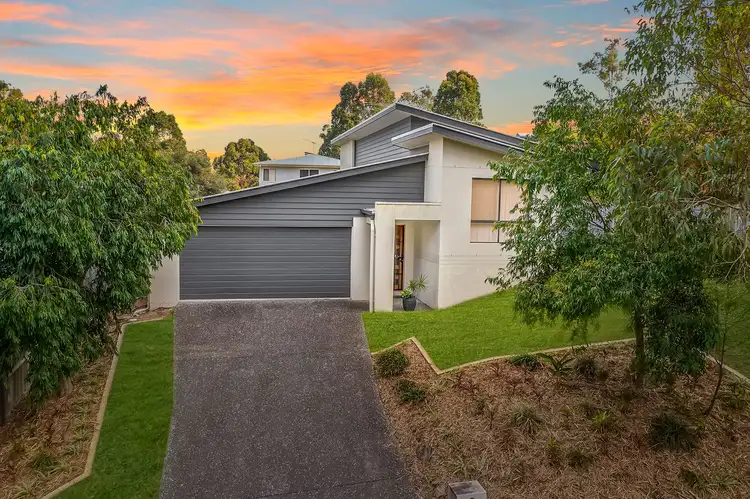 4 Jourama Court, Waterford QLD 4133