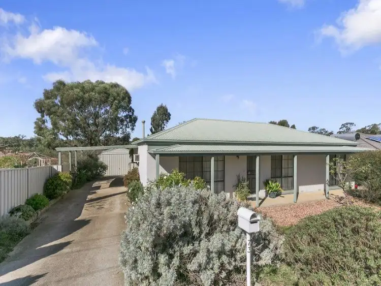 73 Morrison Street, Kangaroo Flat VIC 3555