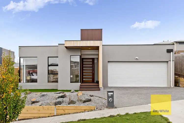 82 Highland Way, Highton VIC 3216