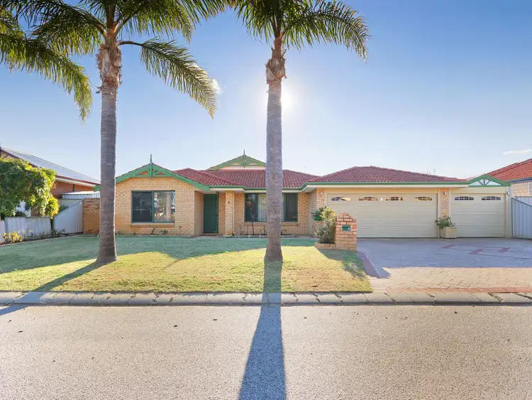 8 Dabchick Close, East Cannington WA 6107