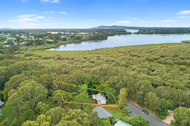 27 River Road, Tewantin QLD 4565