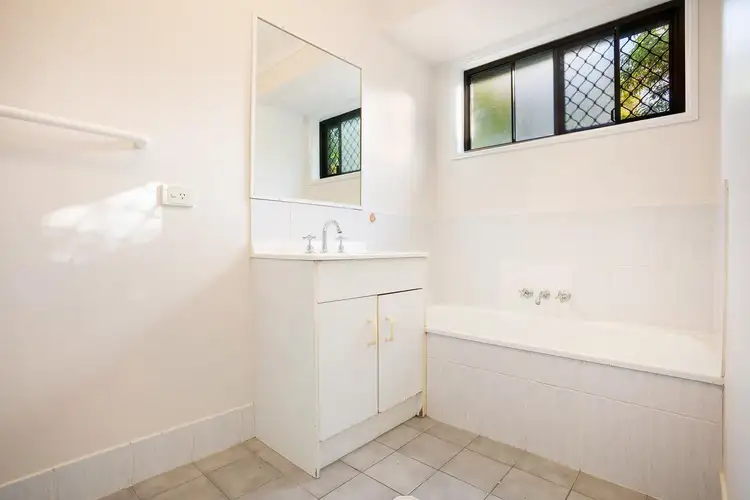 Fifth view of Homely house listing, 1/8 Oscar Court, Oxenford QLD 4210