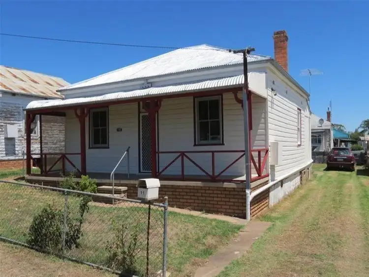 11 Poole Street, Werris Creek NSW 2341