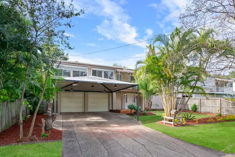 47 Pareena Crescent, Mansfield QLD 4122
