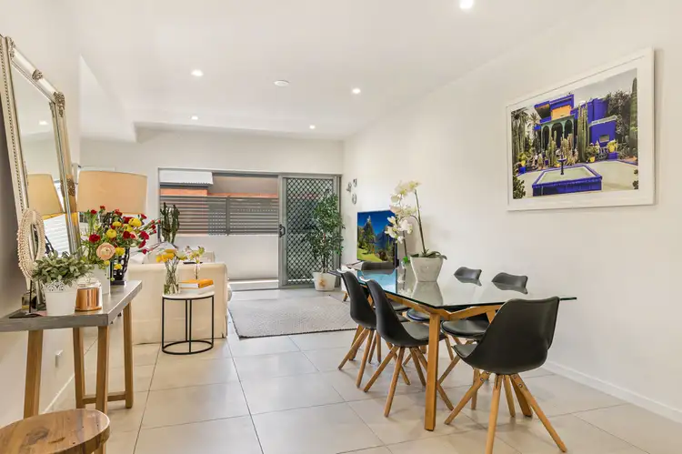 Main view of Homely unit listing, 1/27 York Street, Indooroopilly QLD 4068
