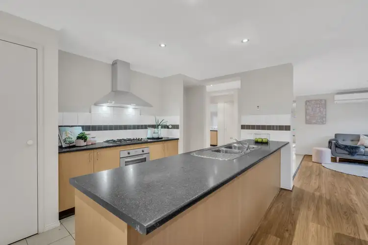 Seventh view of Homely house listing, 12 Hurlingham Way, Craigieburn VIC 3064