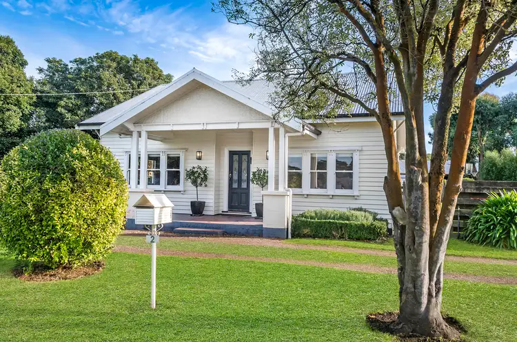 2 Burkes Road, Terang VIC 3264