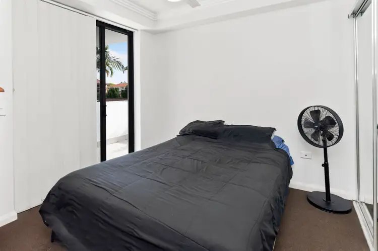 Fifth view of Homely apartment listing, 2/136 Marine Parade, Southport QLD 4215