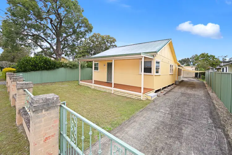Second view of Homely house listing, 10 Sunrise Avenue, Budgewoi NSW 2262
