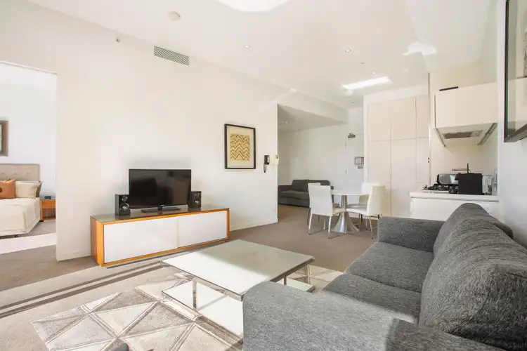 20304 'The Oracle' 21 Elizabeth Avenue