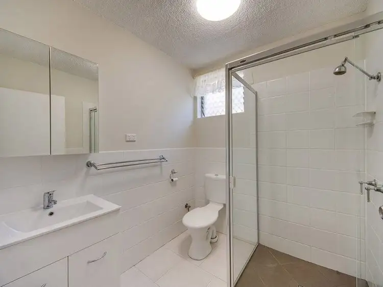 Sixth view of Homely unit listing, 1/32 Grasspan Street, Zillmere QLD 4034