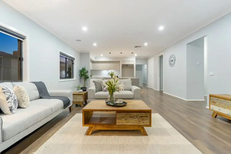 Fifth view of Homely house listing, 17 Peat Avenue, Thornhill Park VIC 3335