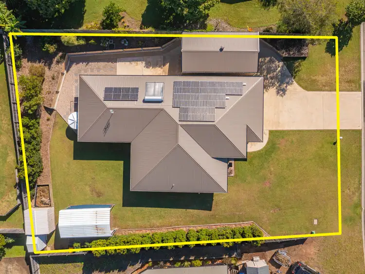 Sixth view of Homely house listing, 2 Gardenia Court, Southside QLD 4570