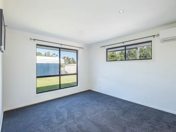 Seventh view of Homely house listing, 2 Gardenia Court, Southside QLD 4570