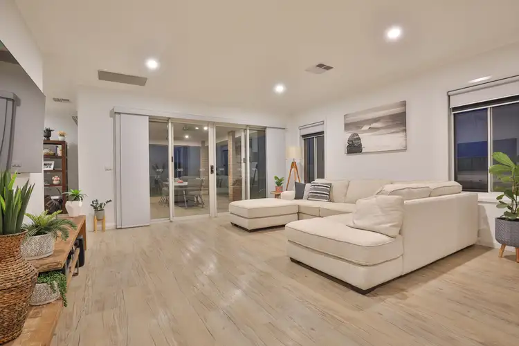 Fifth view of Homely house listing, 15 Macarthur Way, Mildura VIC 3500
