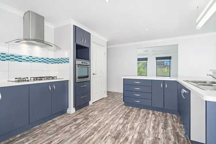 Seventh view of Homely house listing, 2 Bluewater Close, Drummond Cove WA 6532