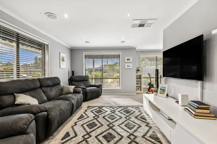 Second view of Homely house listing, 2 Joshua Court, Lara VIC 3212
