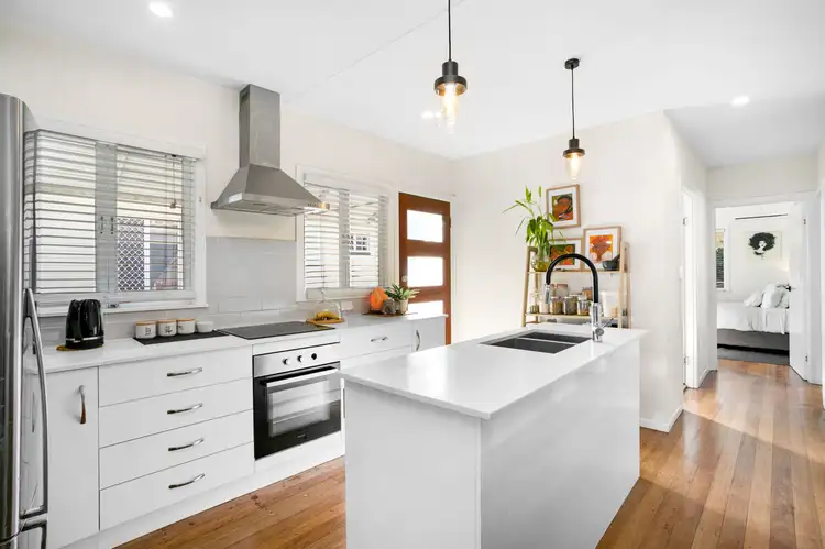 54a Duffield Road, Margate QLD 4019