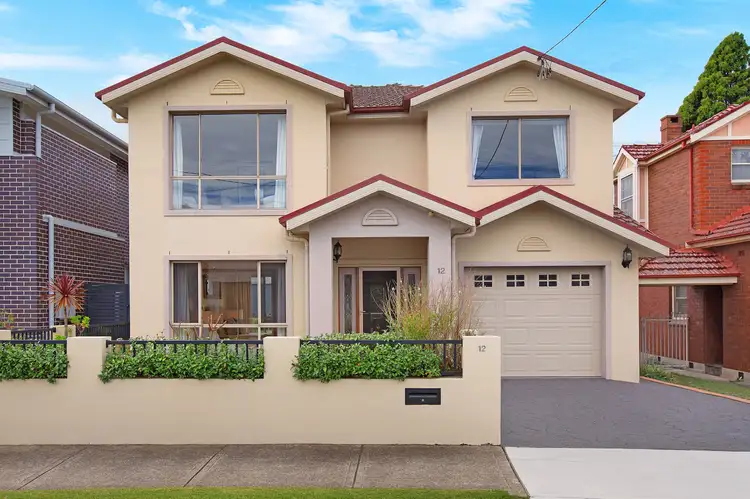 12 Hood Avenue, Rodd Point NSW 2046