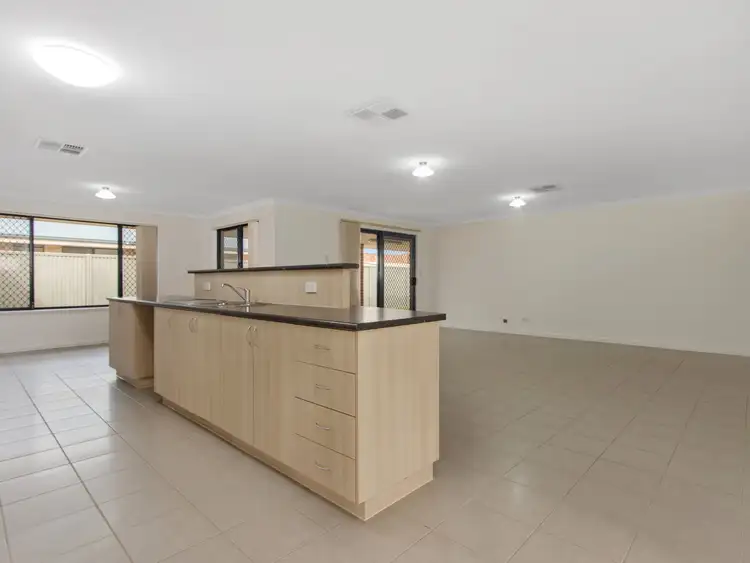 Seventh view of Homely house listing, 4 Oxenholme Way, Waikiki WA 6169