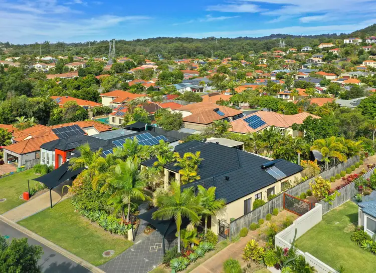 25 Shepton Crescent, Mudgeeraba QLD 4213