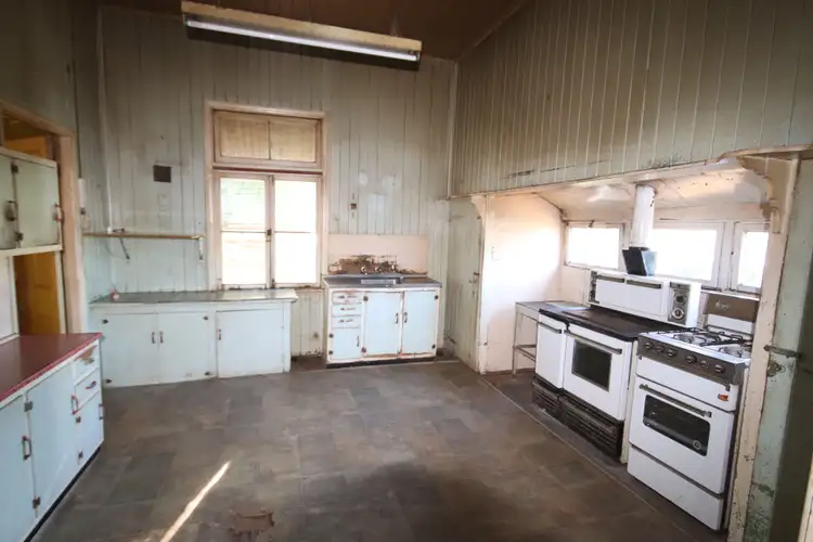 Second view of Homely house listing, 85 Lyons Street, Mundubbera QLD 4626