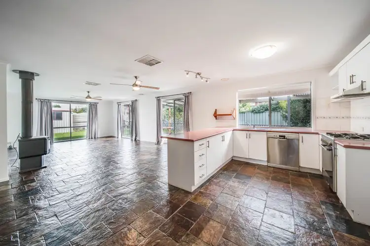 Sixth view of Homely house listing, 8 Medusa Street, Strathfieldsaye VIC 3551