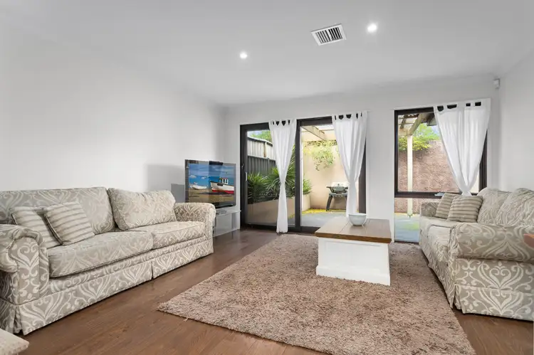 Second view of Homely house listing, 7 Dalziel Drive, Mernda VIC 3754