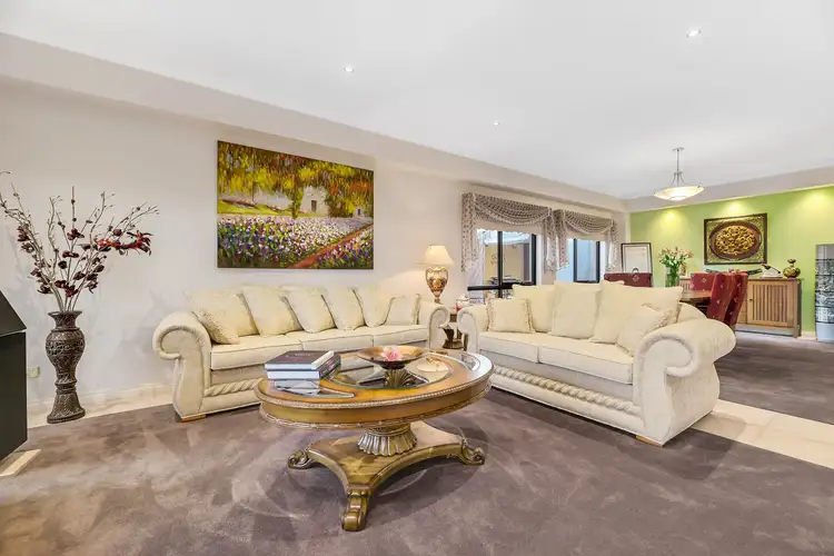 Fifth view of Homely house listing, 6 Temora Rise, Berwick VIC 3806
