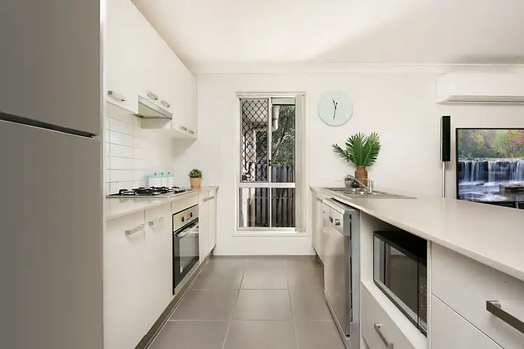 66 Honeywood Drive, Fernvale QLD 4306