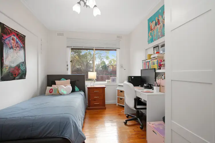 Fifth view of Homely house listing, 10 Evans Crescent, Reservoir VIC 3073