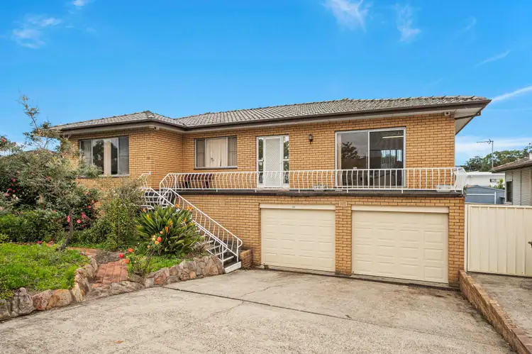 Main view of Homely house listing, 10 Kimbeth Crescent, Albion Park Rail NSW 2527