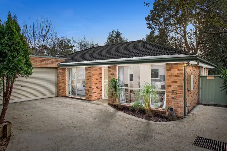2/137 Hull Road, Croydon VIC 3136