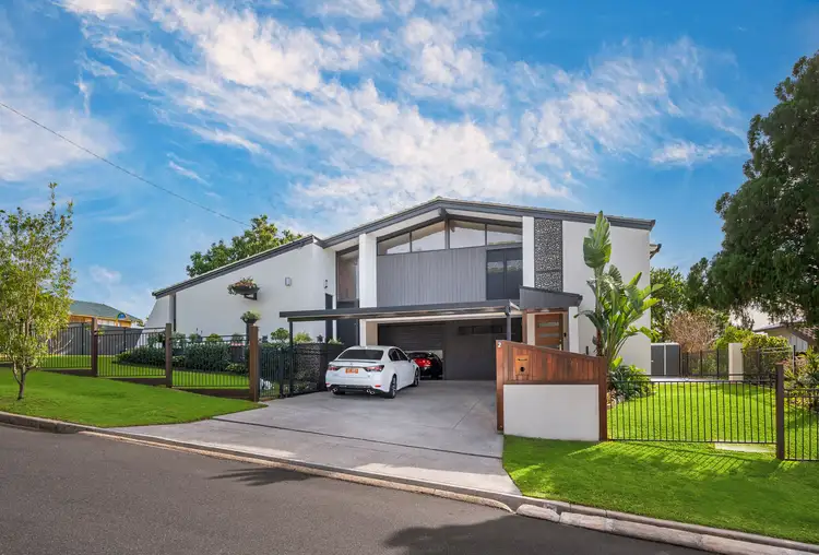 2 Salandra Street, Mansfield QLD 4122