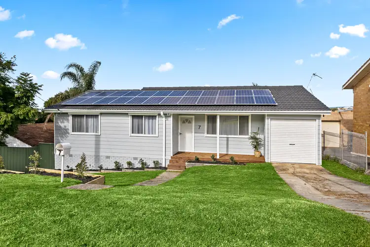 7 Armstrong Avenue, Mount Warrigal NSW 2528