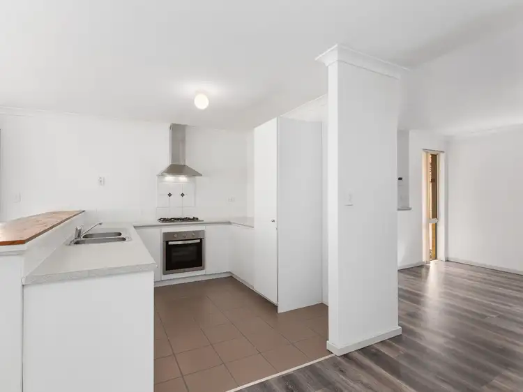 Fifth view of Homely unit listing, 9/12 Arthur Street, Cannington WA 6107