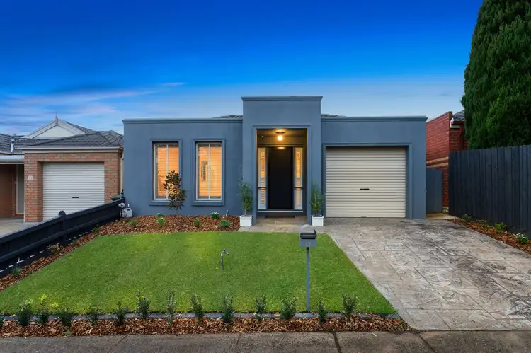 Main view of Homely house listing, 17 Tennyson Circuit, Mill Park VIC 3082