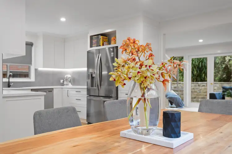 Sixth view of Homely house listing, 17 Tennyson Circuit, Mill Park VIC 3082