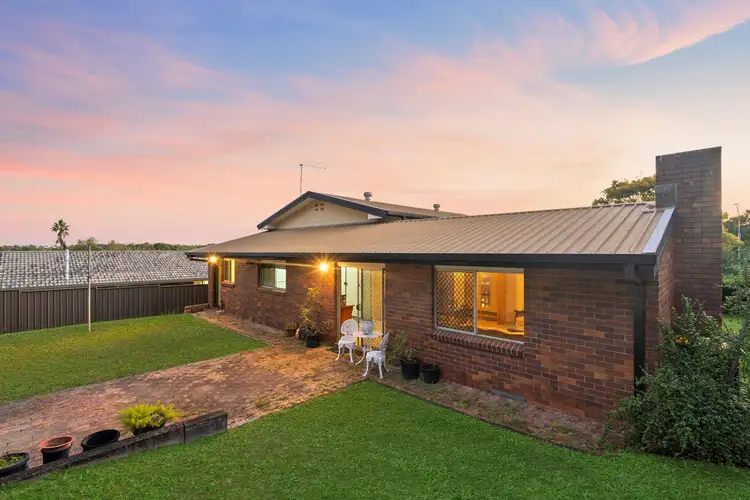 3 Suffolk Street, Wishart QLD 4122