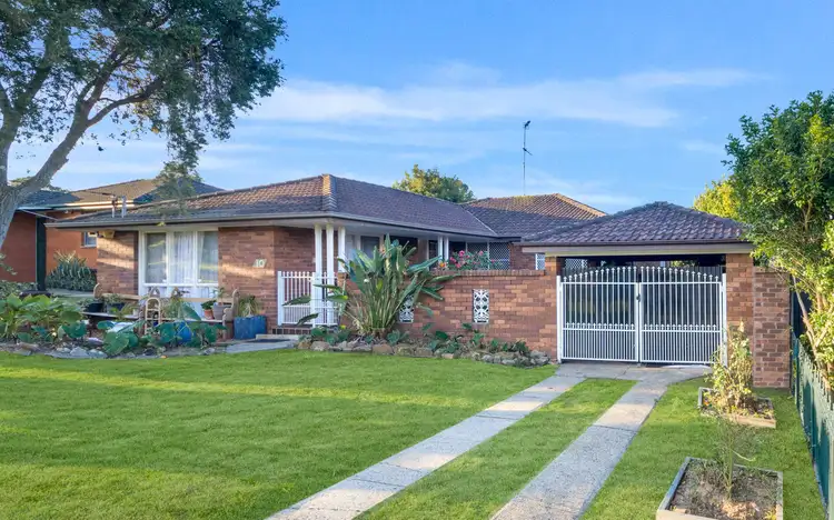 10 Richmond Crescent, Campbelltown NSW 2560