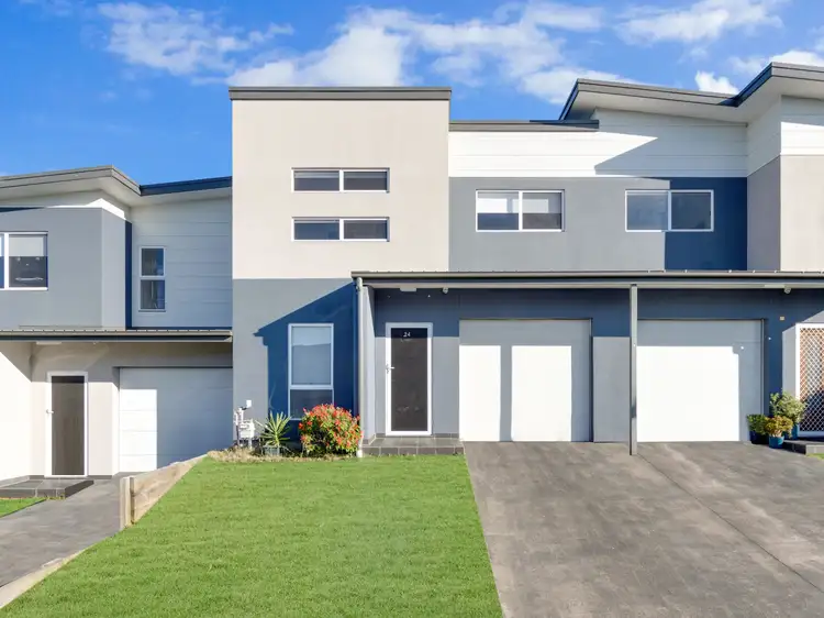 24/52A Atlantic Boulevard, Glenfield NSW 2167