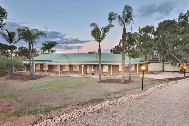 637 Cureton Avenue, Nichols Point VIC 3501