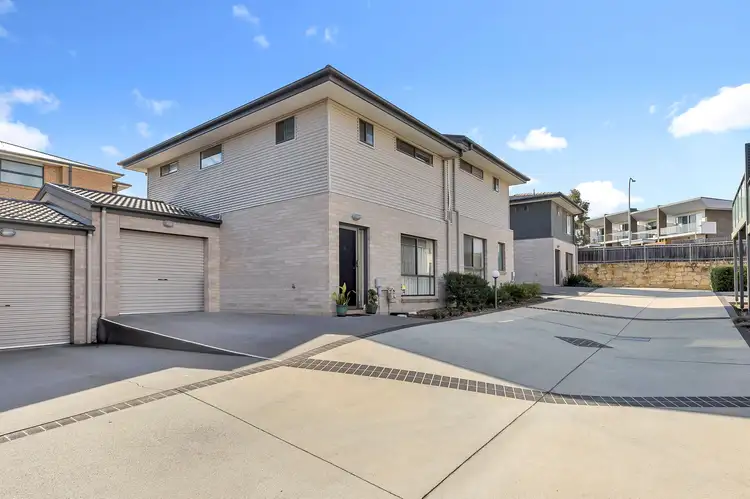 2/44 Buttle Street, Queanbeyan East NSW 2620