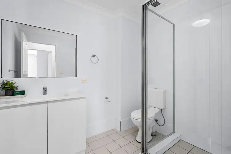 Fifth view of Homely apartment listing, 6/29 Park Road, Bellambi NSW 2518