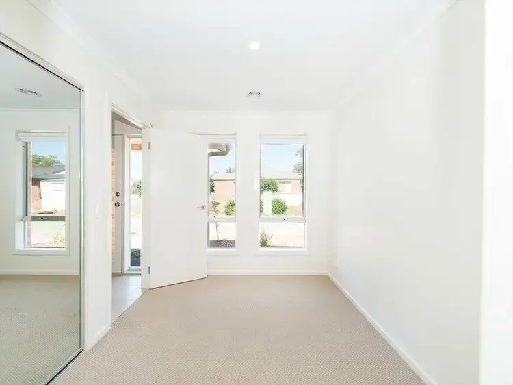 Fifth view of Homely house listing, 4 Brookfields Mews, Lavington NSW 2641