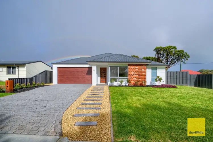24 Hudson Road, Yakamia WA 6330