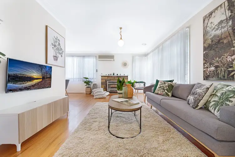 Second view of Homely house listing, 33 Ian Grove, Mount Waverley VIC 3149