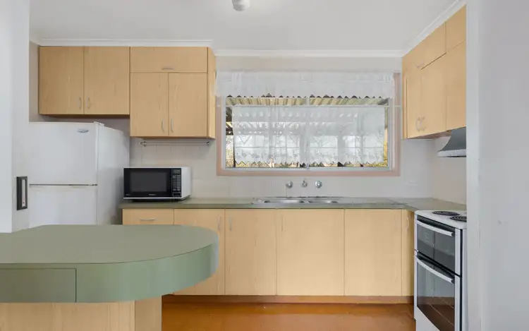 Fourth view of Homely house listing, 16 Popondetta Place, Glenfield NSW 2167