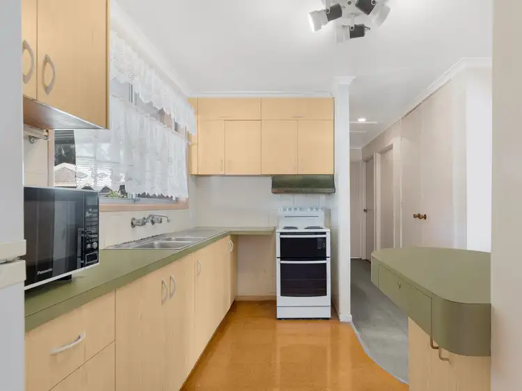 Fifth view of Homely house listing, 16 Popondetta Place, Glenfield NSW 2167